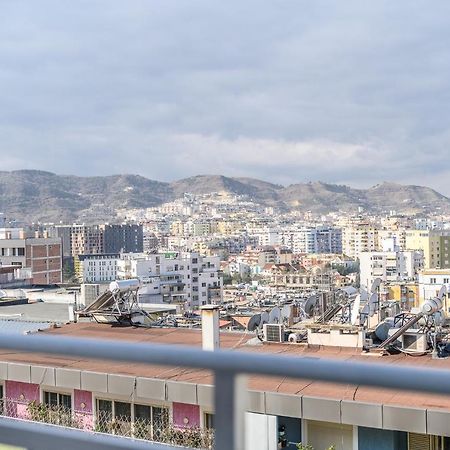 Miku Apartments-Luxury City View At Wilson Square Tirana Eksteriør billede