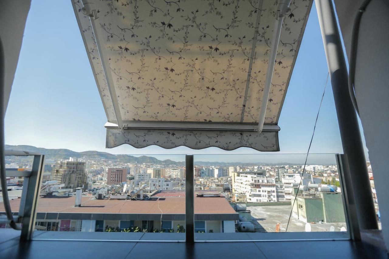 Miku Apartments-Luxury City View At Wilson Square Tirana Eksteriør billede