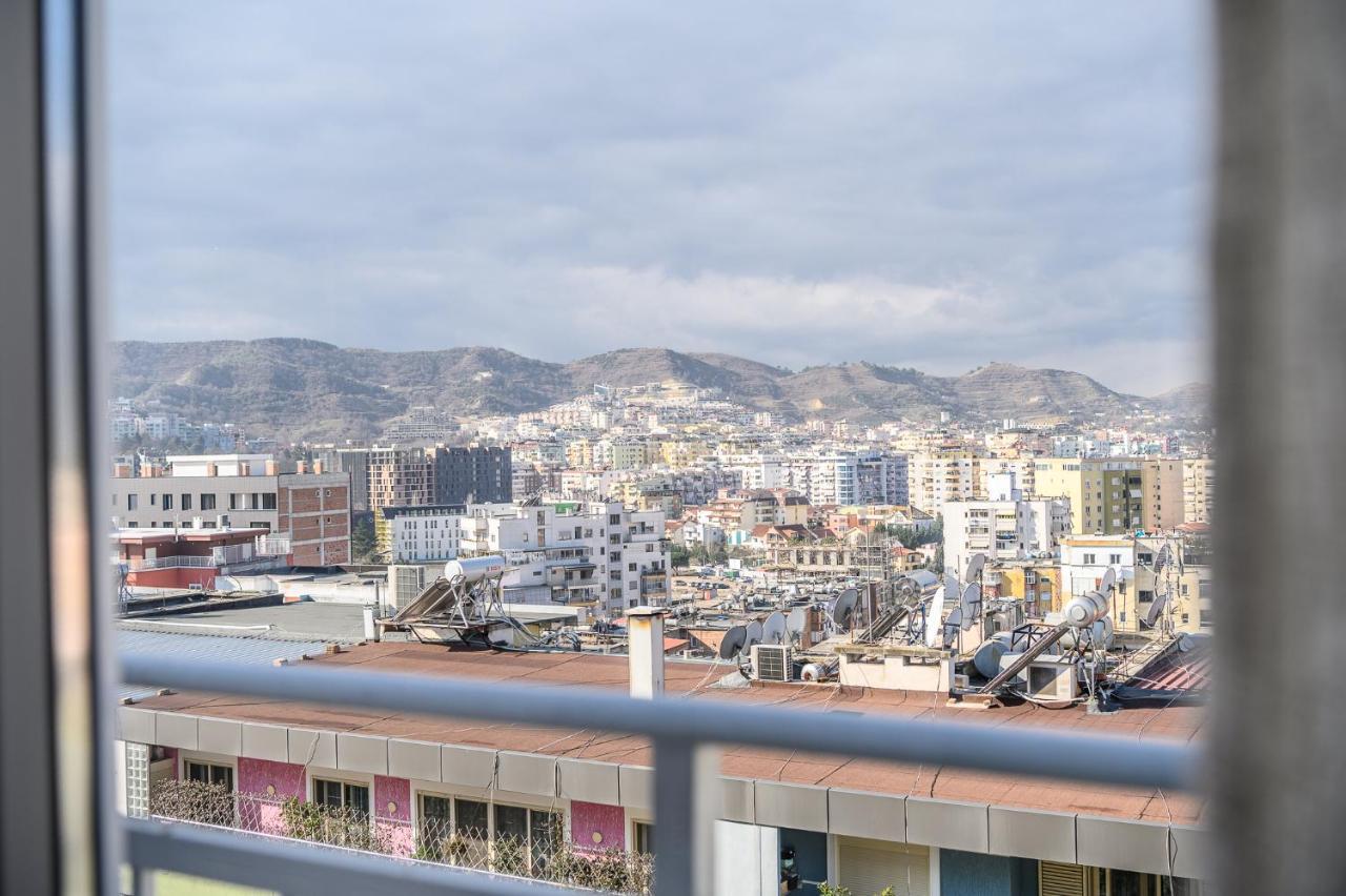 Miku Apartments-Luxury City View At Wilson Square Tirana Eksteriør billede